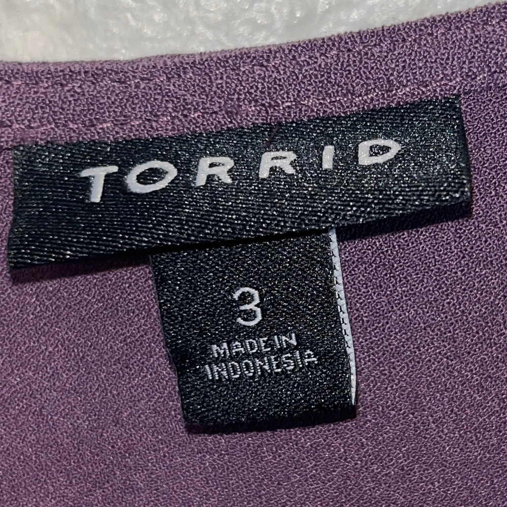Torrid Purple Georgette Peplum Top Lattice Cage Neck Cutout Blouse Plus Size 3X - Picture 4 of 12